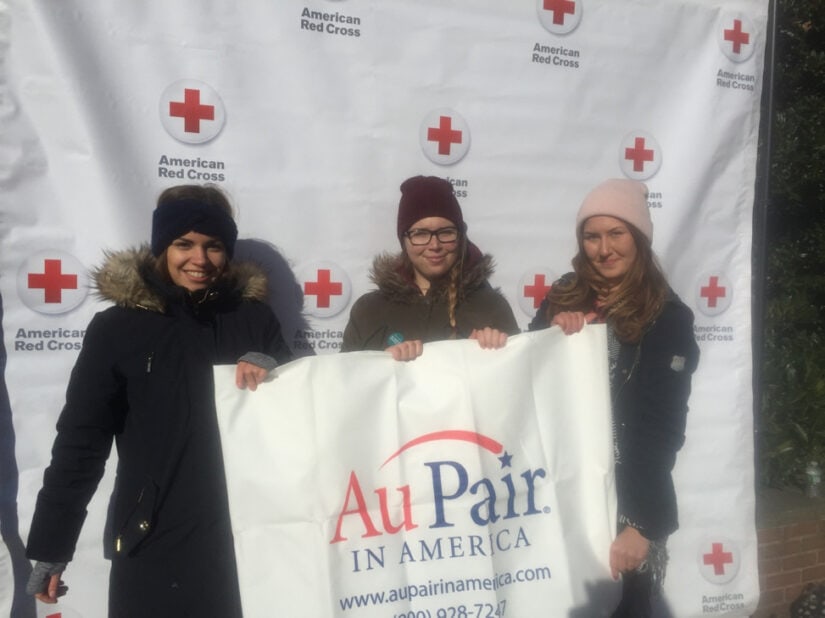 au pairs at Red Cross volunteer event.