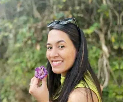 Au Pair Larissa from Brazil.